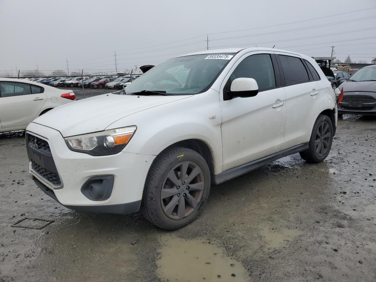 MITSUBISHI OUTLANDER 2015