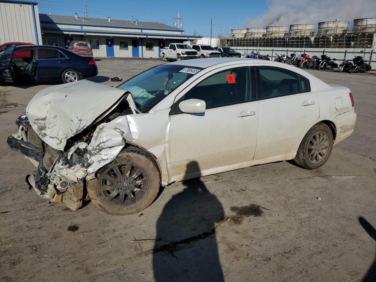 MITSUBISHI GALANT FE 2012
