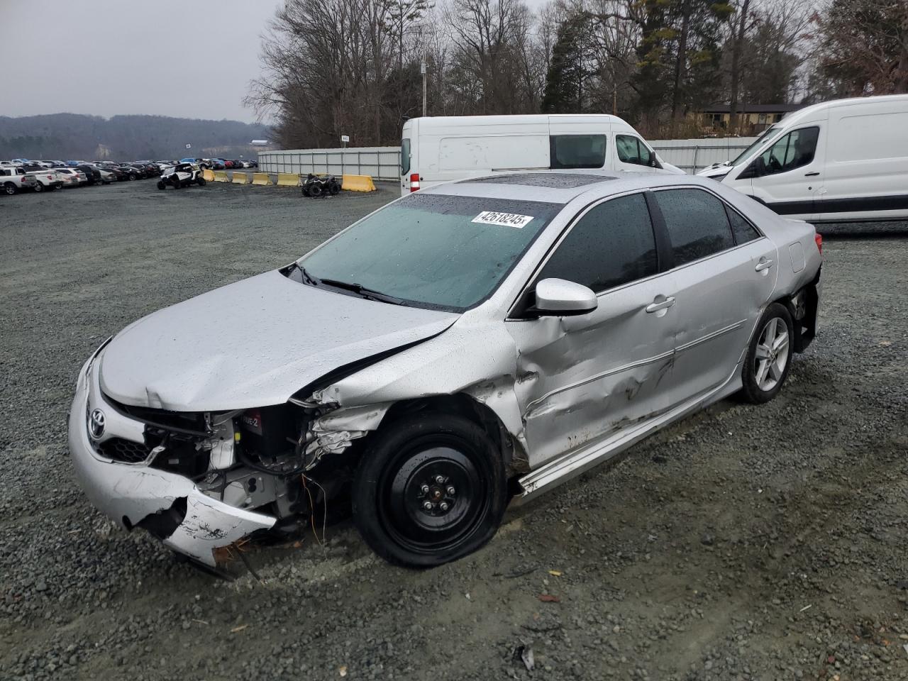 TOYOTA CAMRY BASE 2012