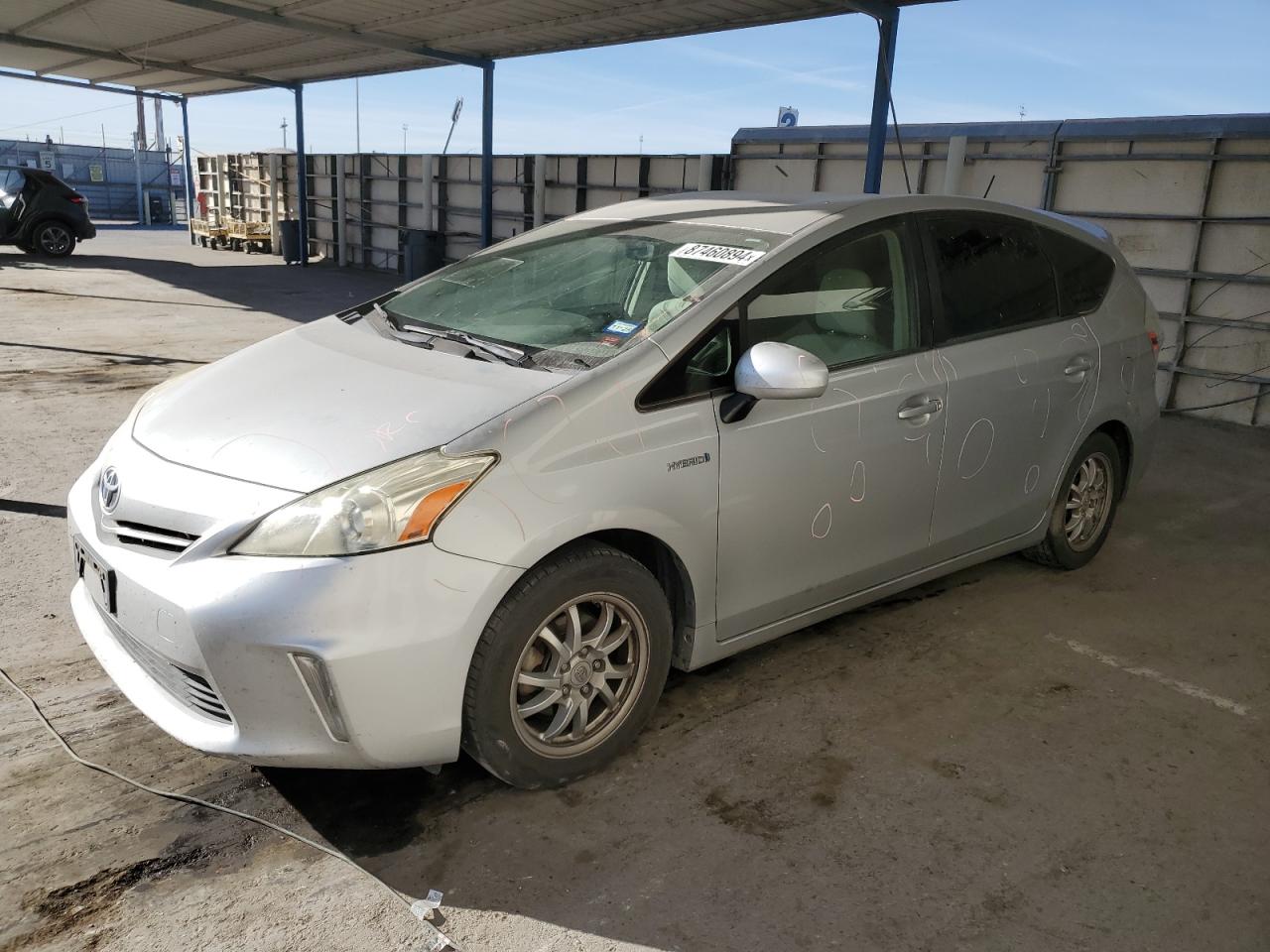 TOYOTA PRIUS V 2013
