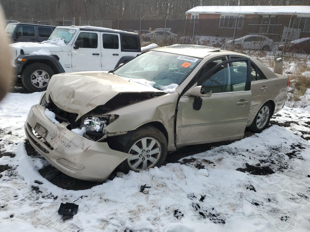 TOYOTA CAMRY LE 2002