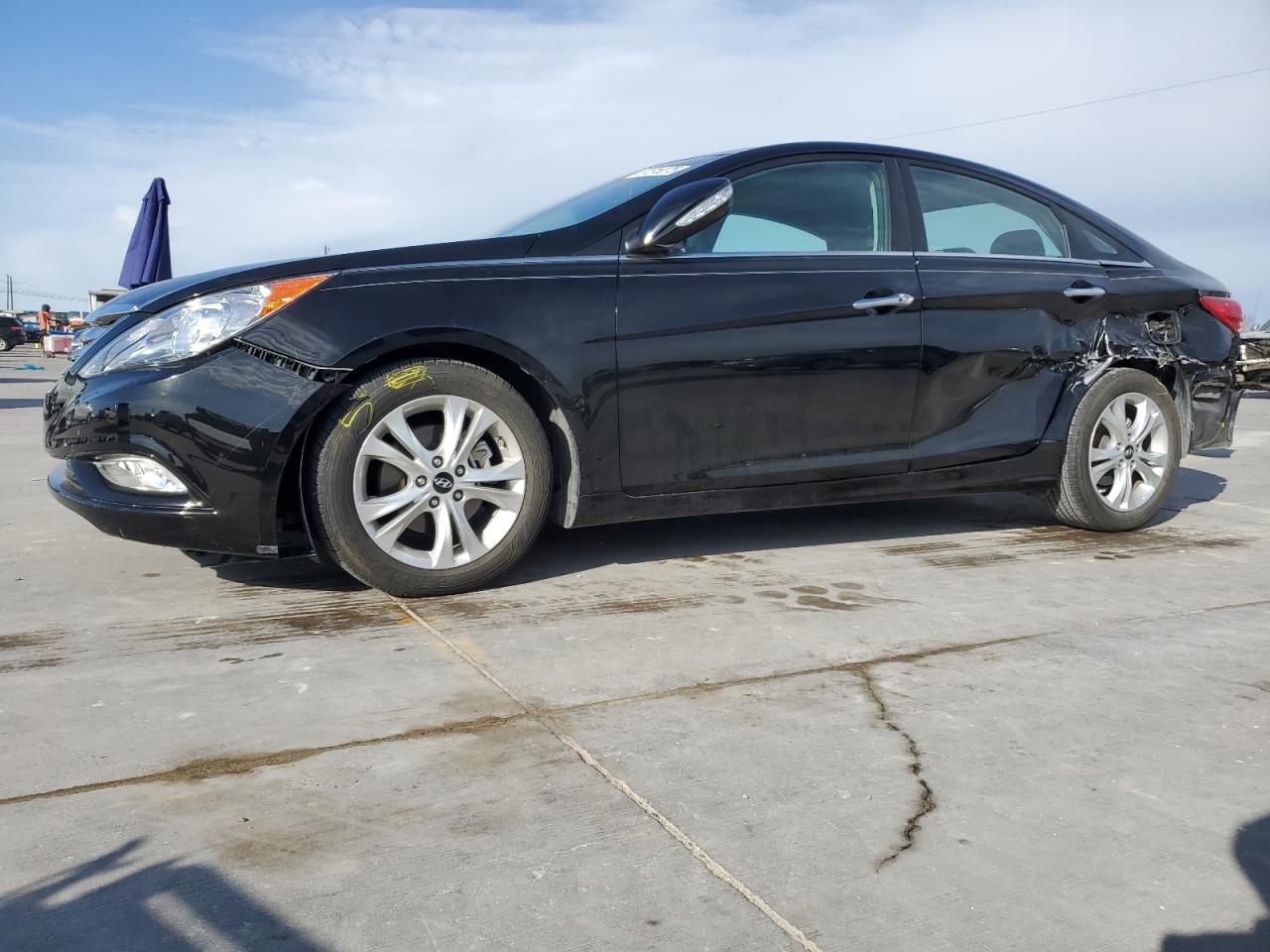 HYUNDAI SONATA SE 2011