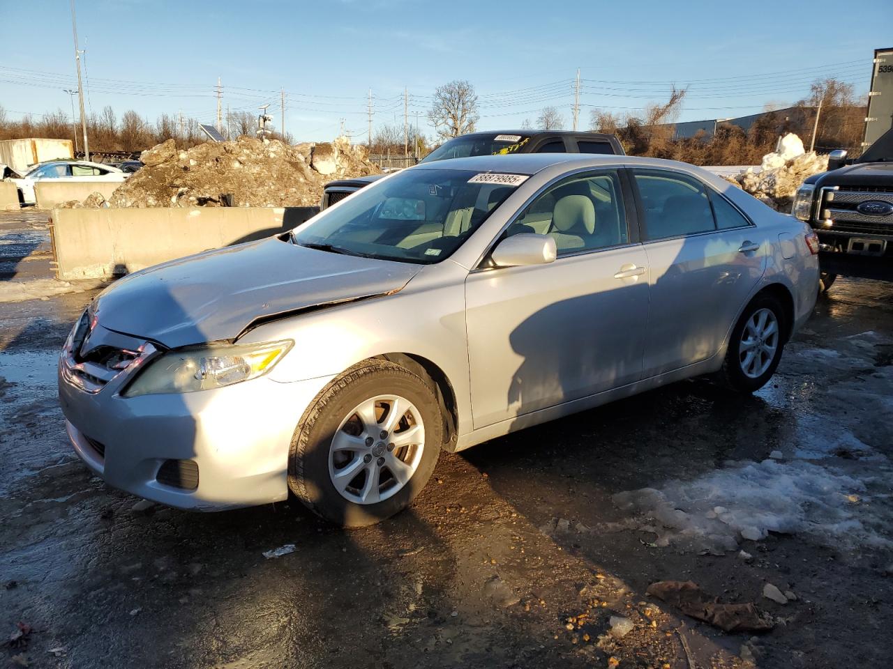 TOYOTA CAMRY BASE 2011