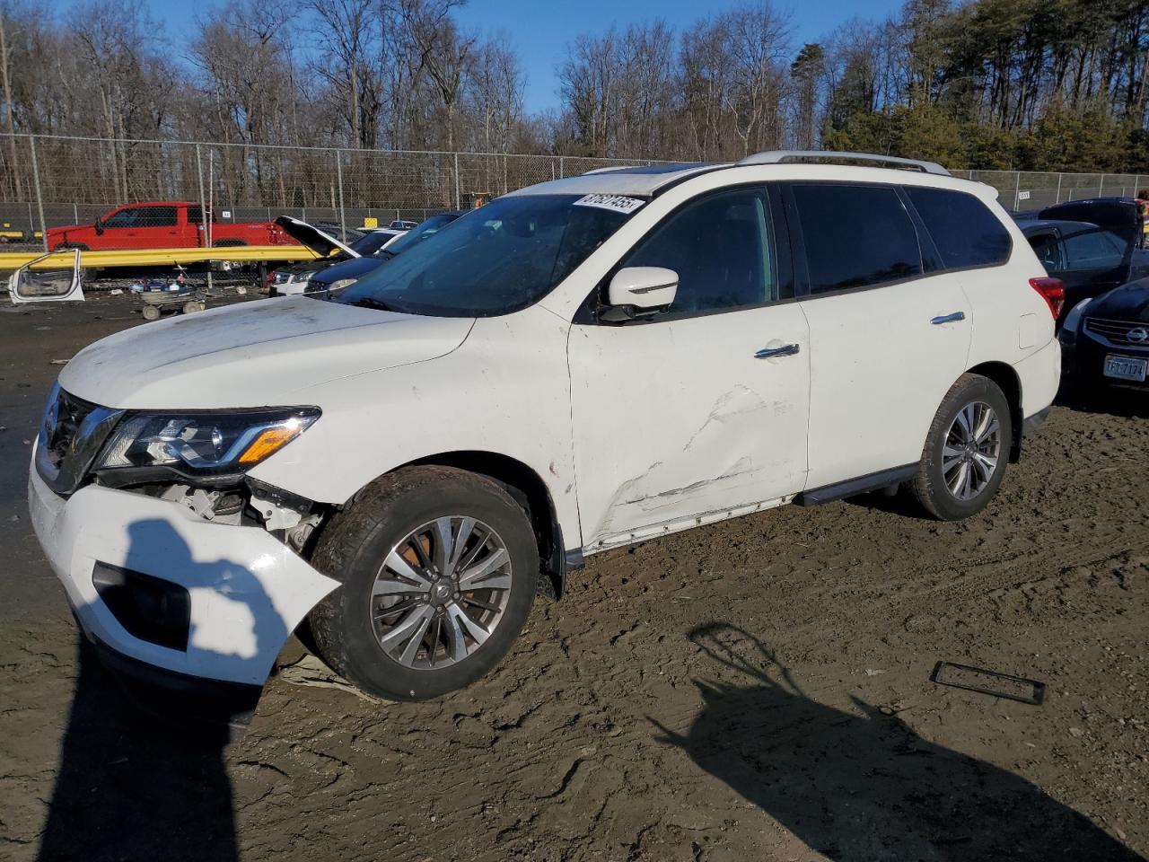 NISSAN PATHFINDER 2017