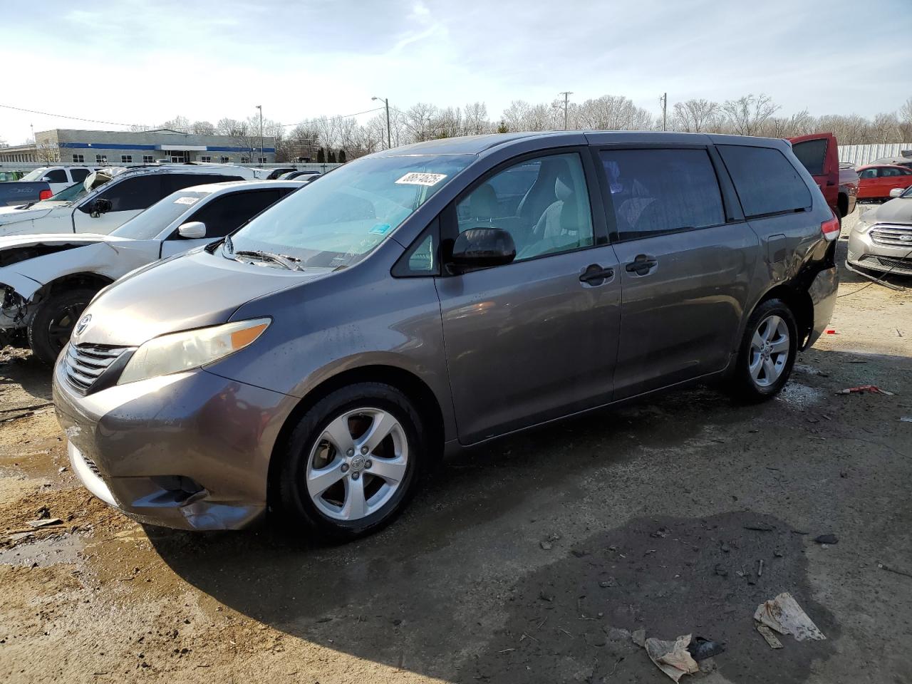 TOYOTA SIENNA 2012