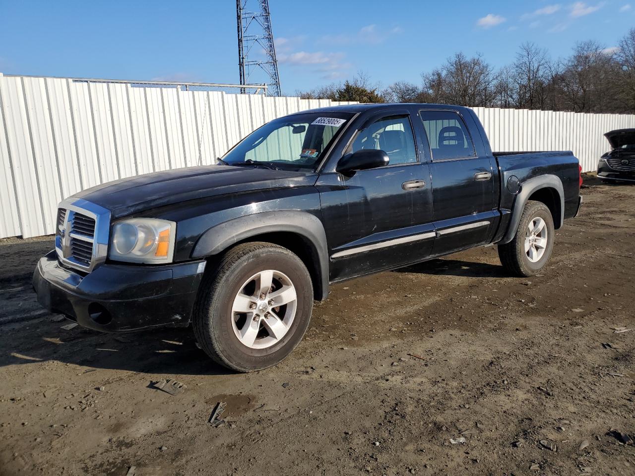 DODGE DAKOTA QUA 2005