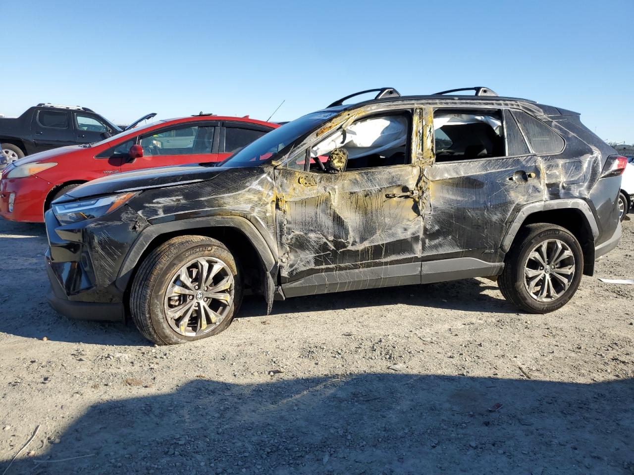 TOYOTA RAV4 XLE P 2023