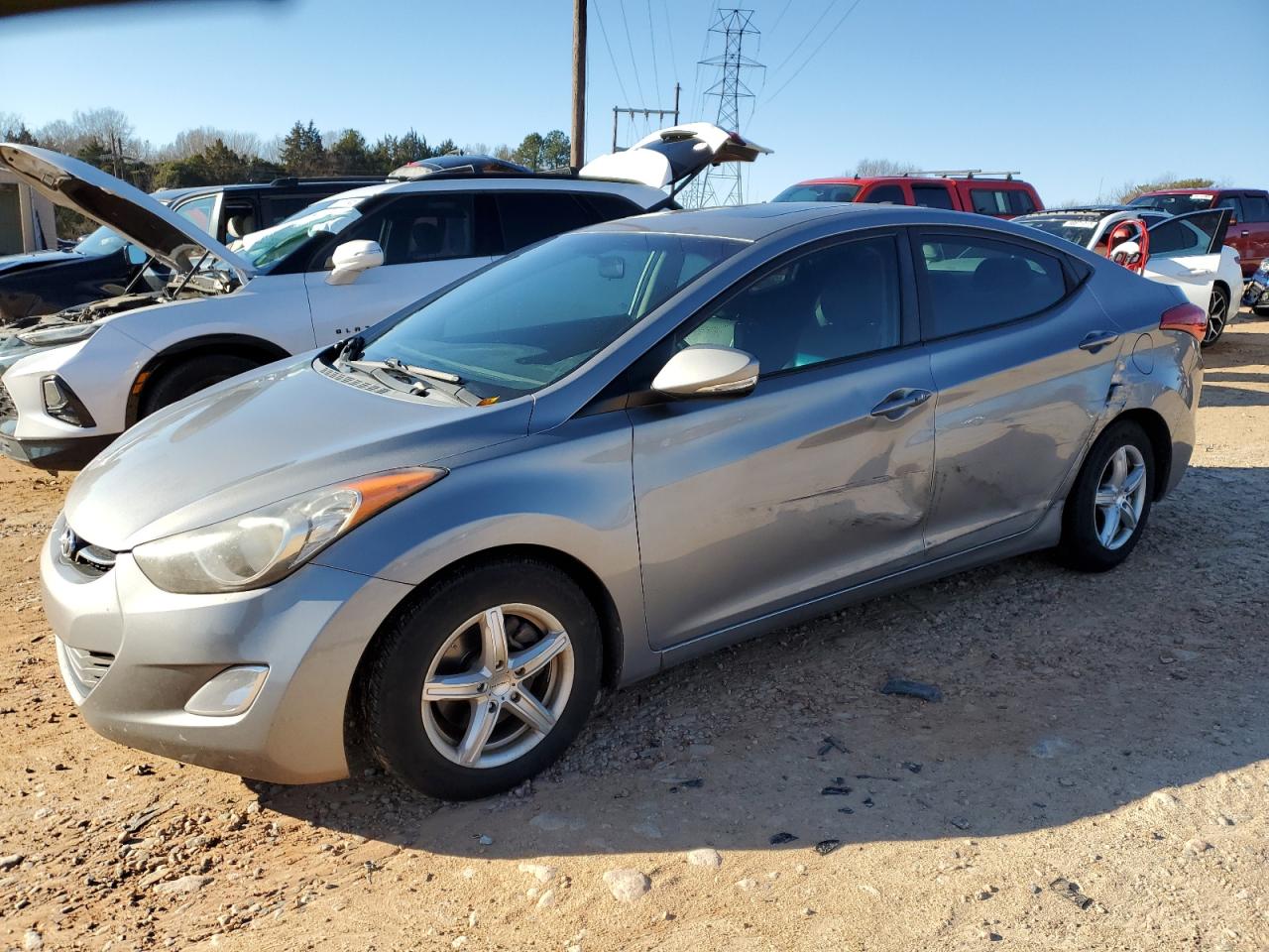 HYUNDAI ELANTRA GL 2011