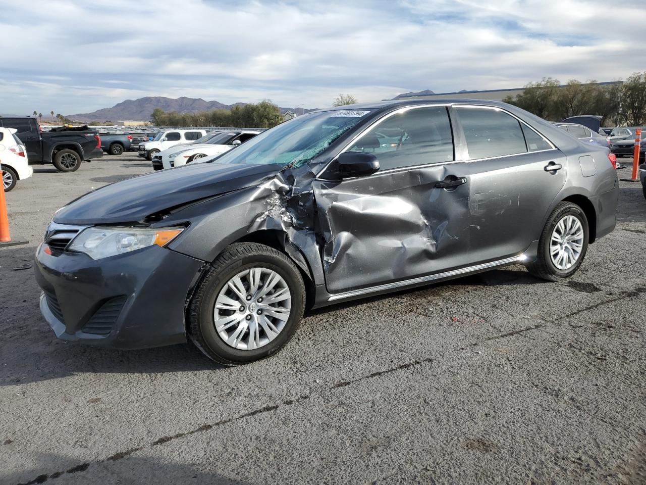 TOYOTA CAMRY BASE 2012