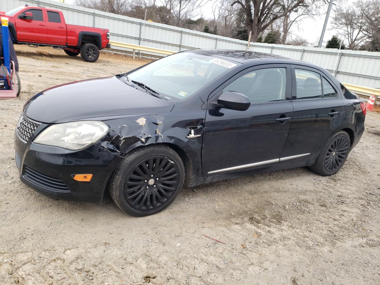 SUZUKI KIZASHI SE 2011