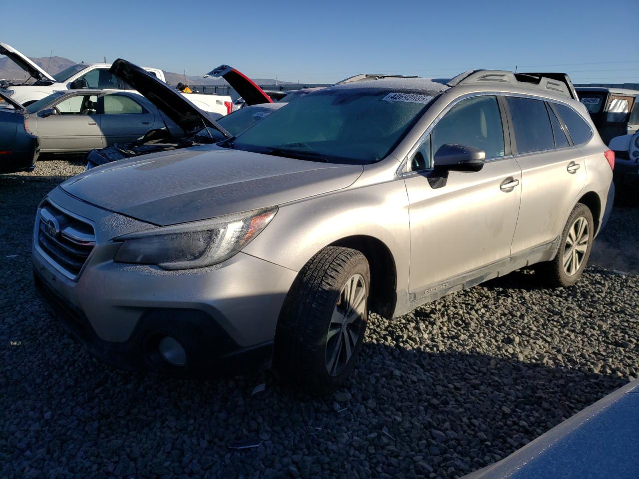 SUBARU OUTBACK 2. 2018
