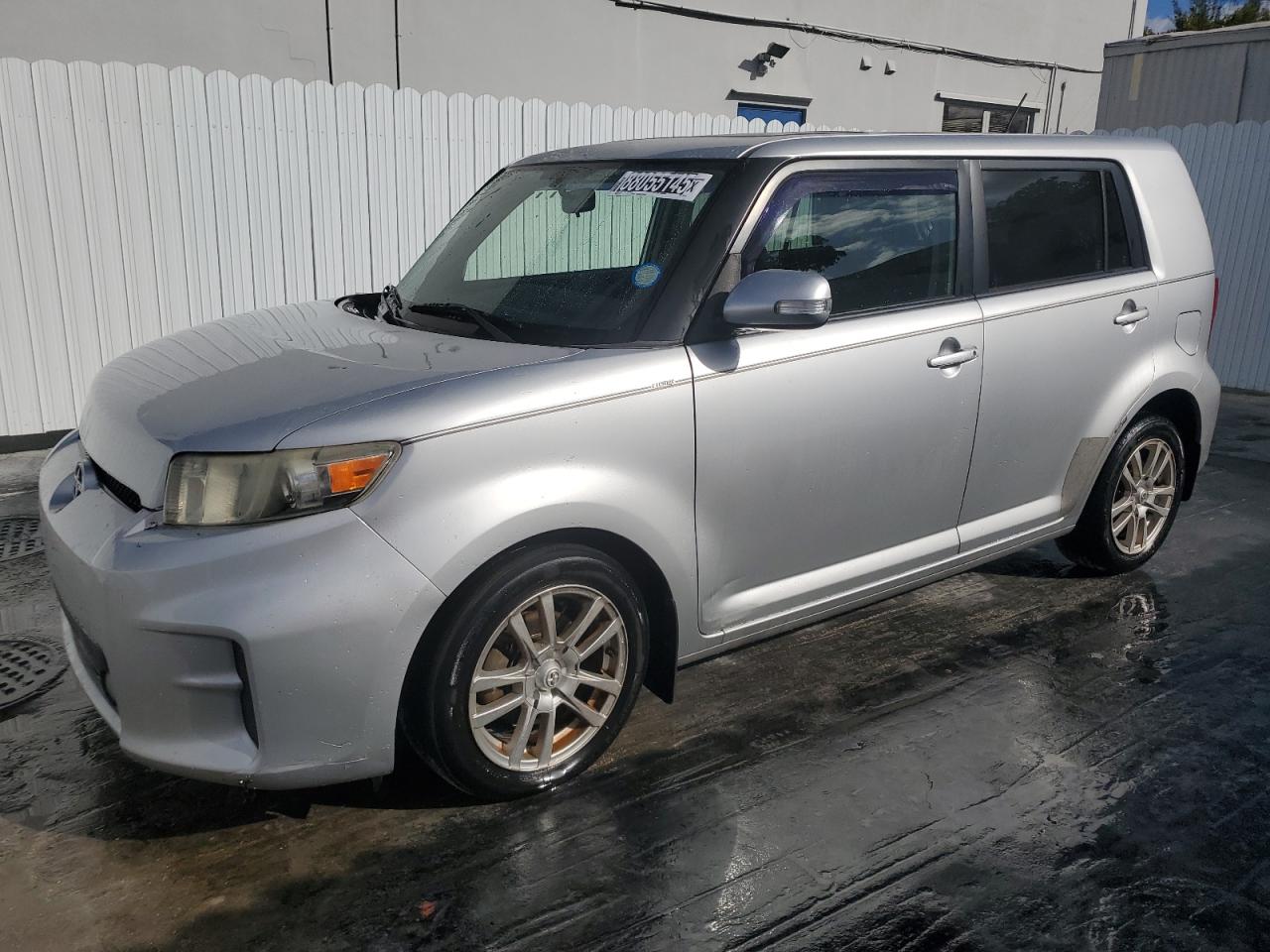 TOYOTA SCION XB 2012