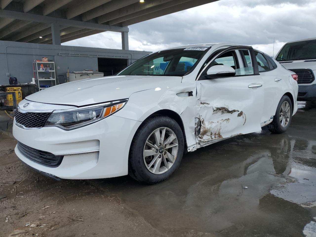 KIA OPTIMA LX 2017