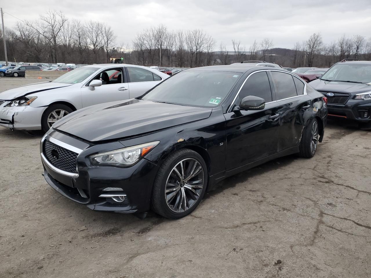 INFINITI Q50 BASE 2015