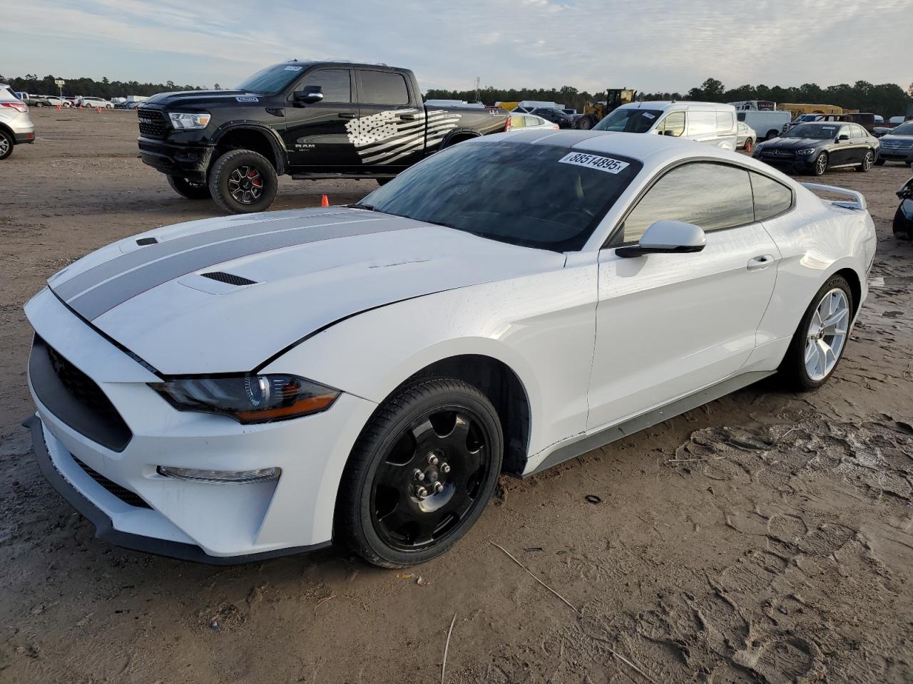 FORD MUSTANG 2022