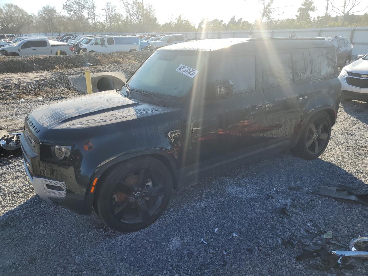 LAND ROVER DEFENDER 1 2024