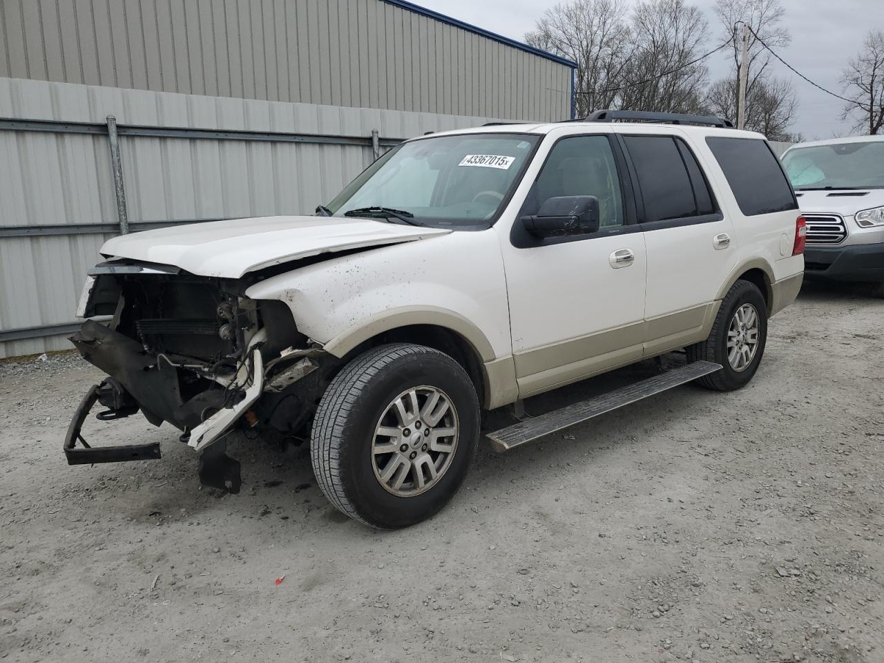 FORD EXPEDITION 2010