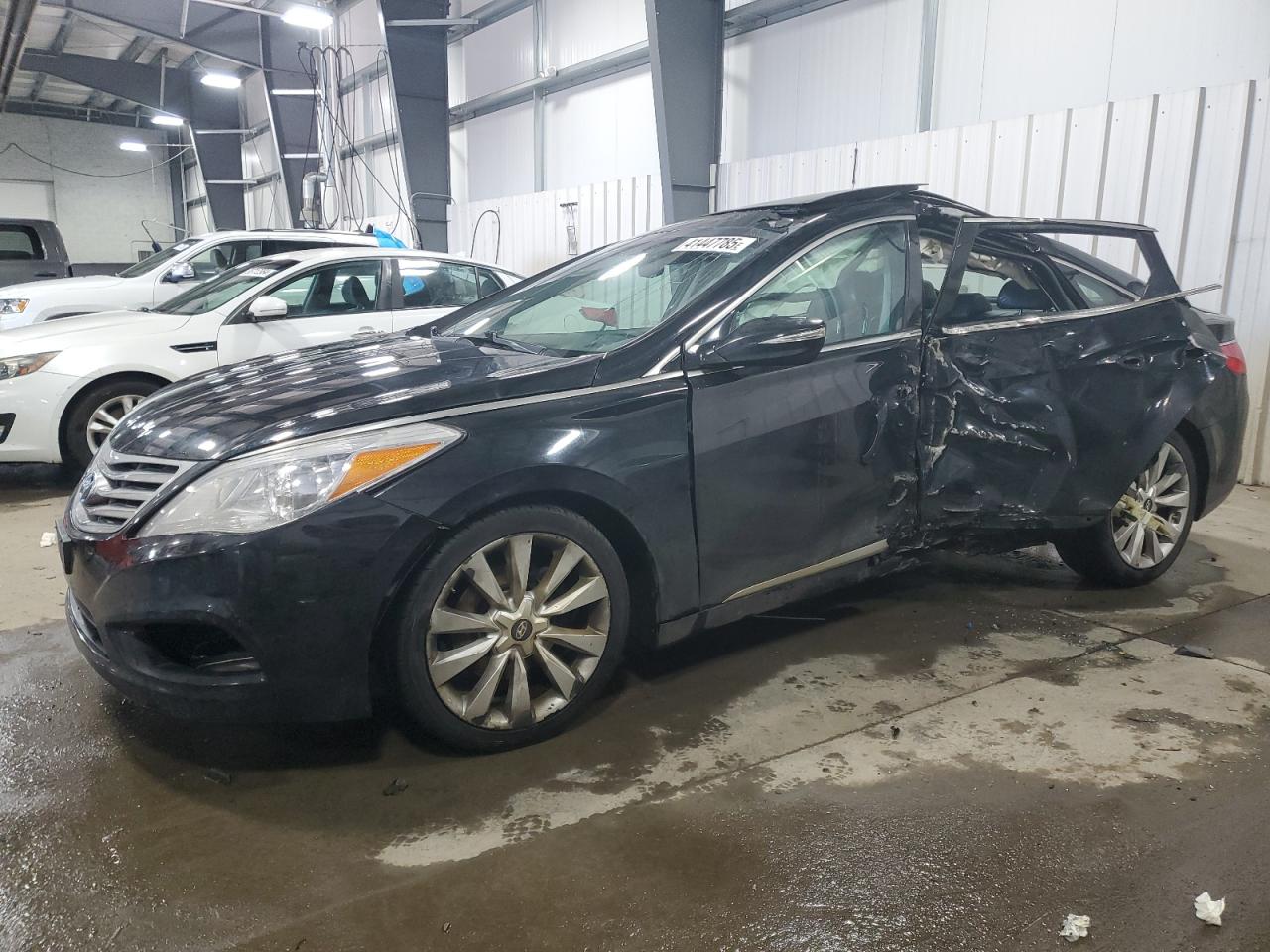 HYUNDAI AZERA GLS 2012