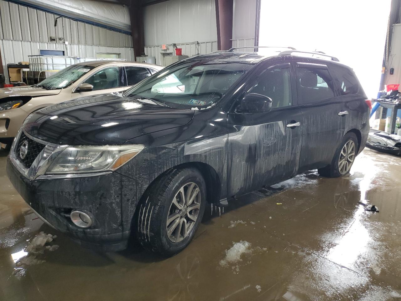 NISSAN PATHFINDER 2016