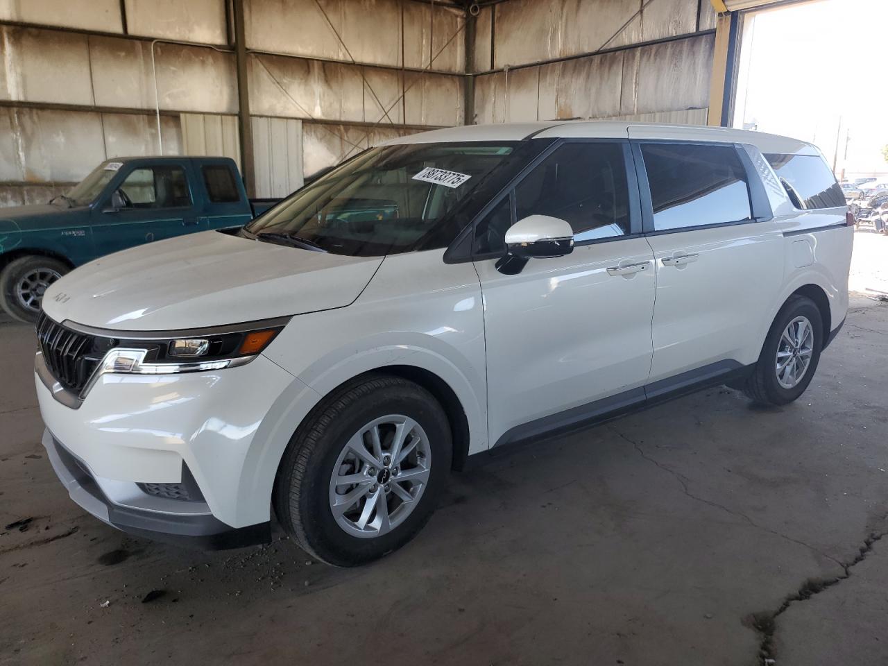 KIA CARNIVAL L 2024