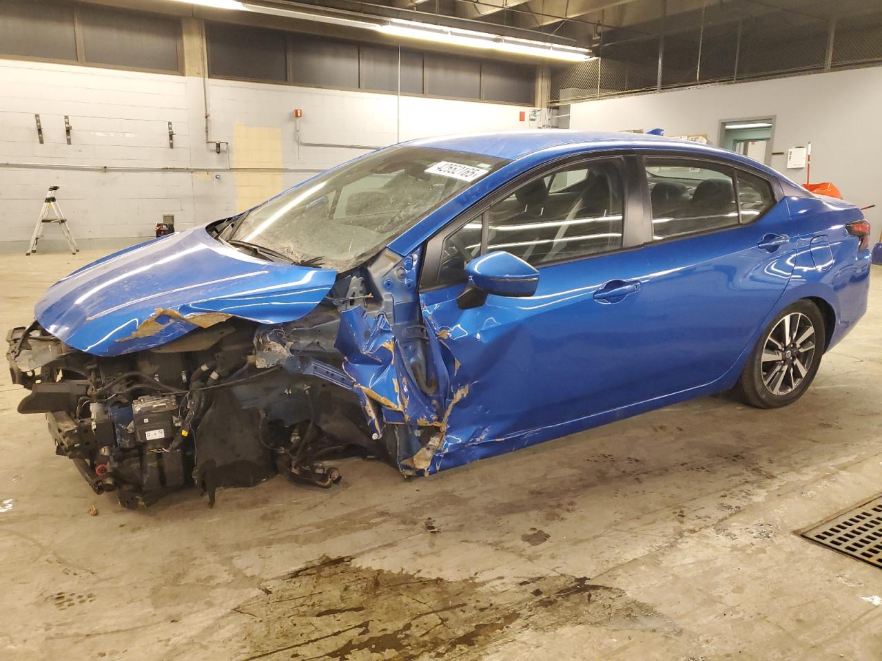 NISSAN VERSA SV 2021