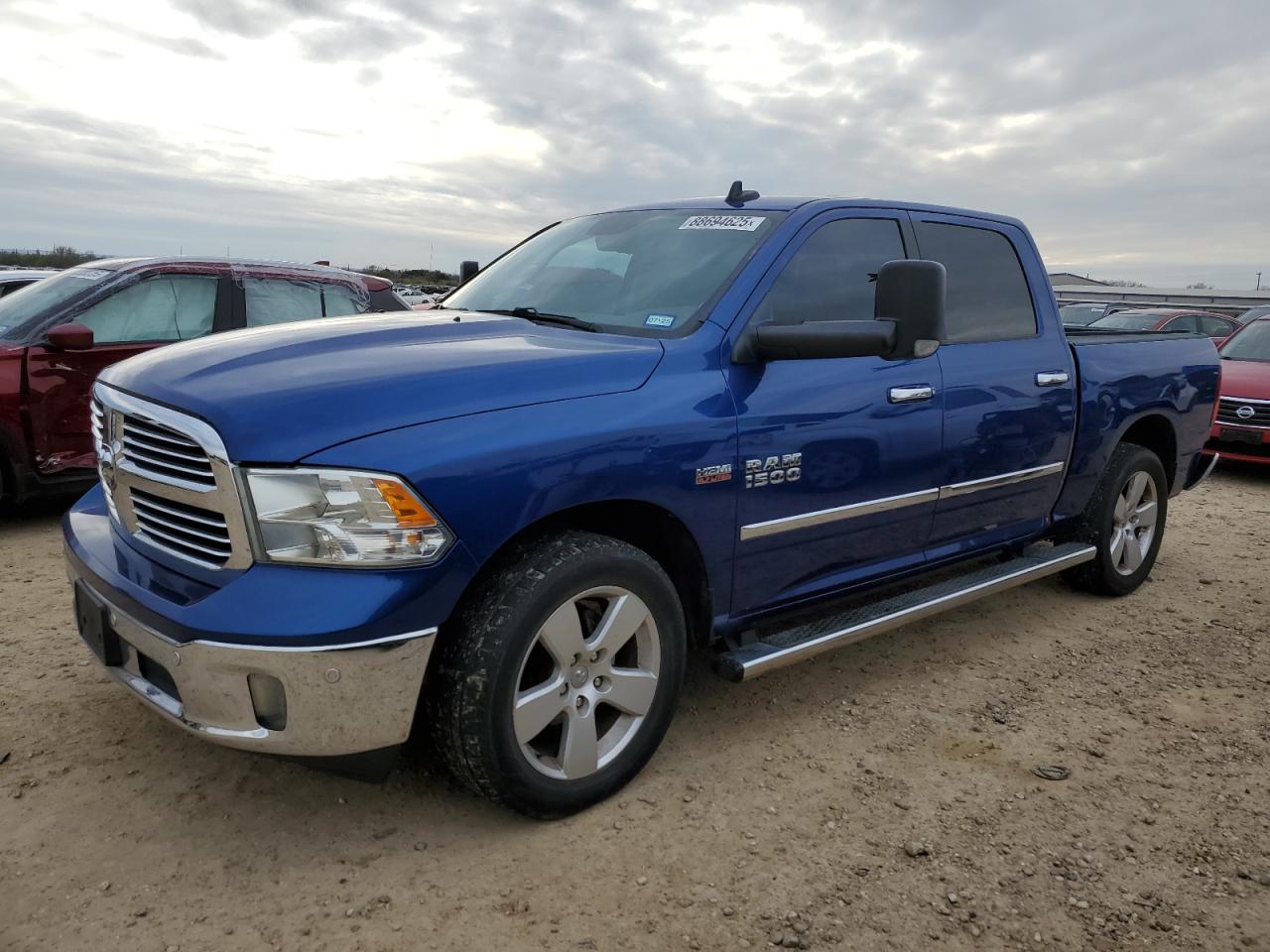RAM 1500 SLT 2017