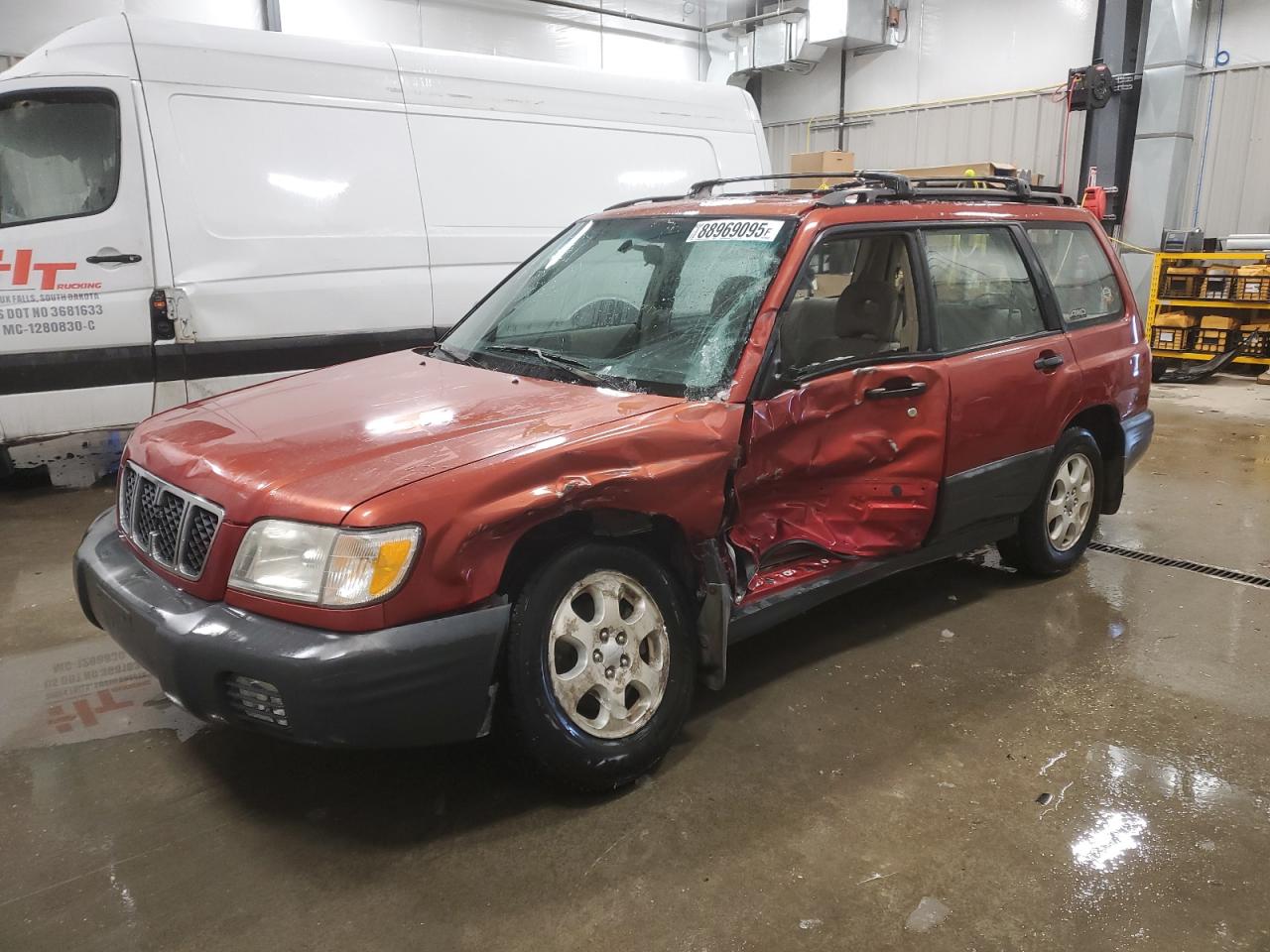 SUBARU FORESTER L 2001