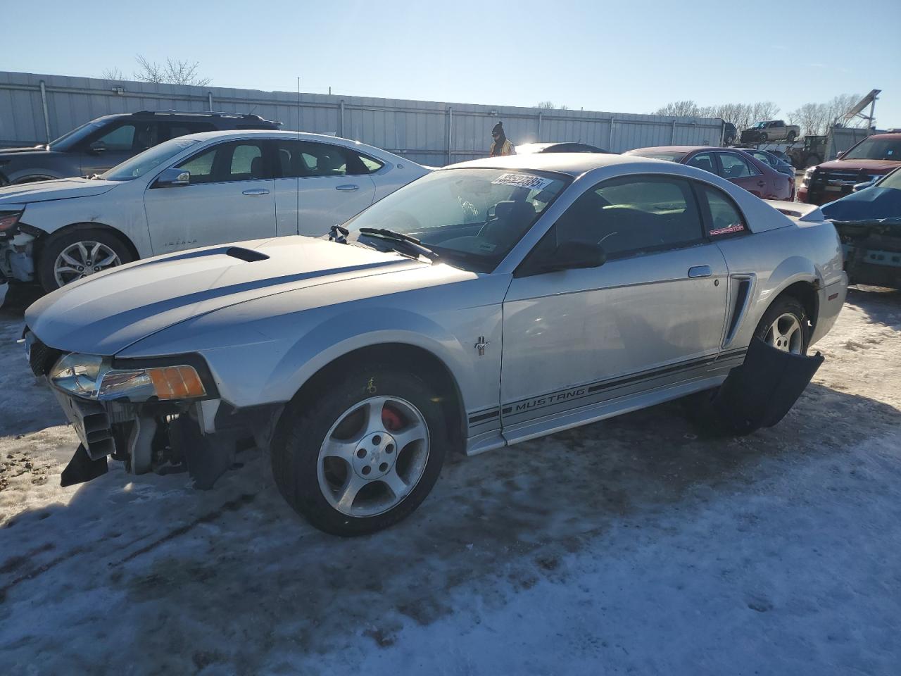 FORD MUSTANG 2000
