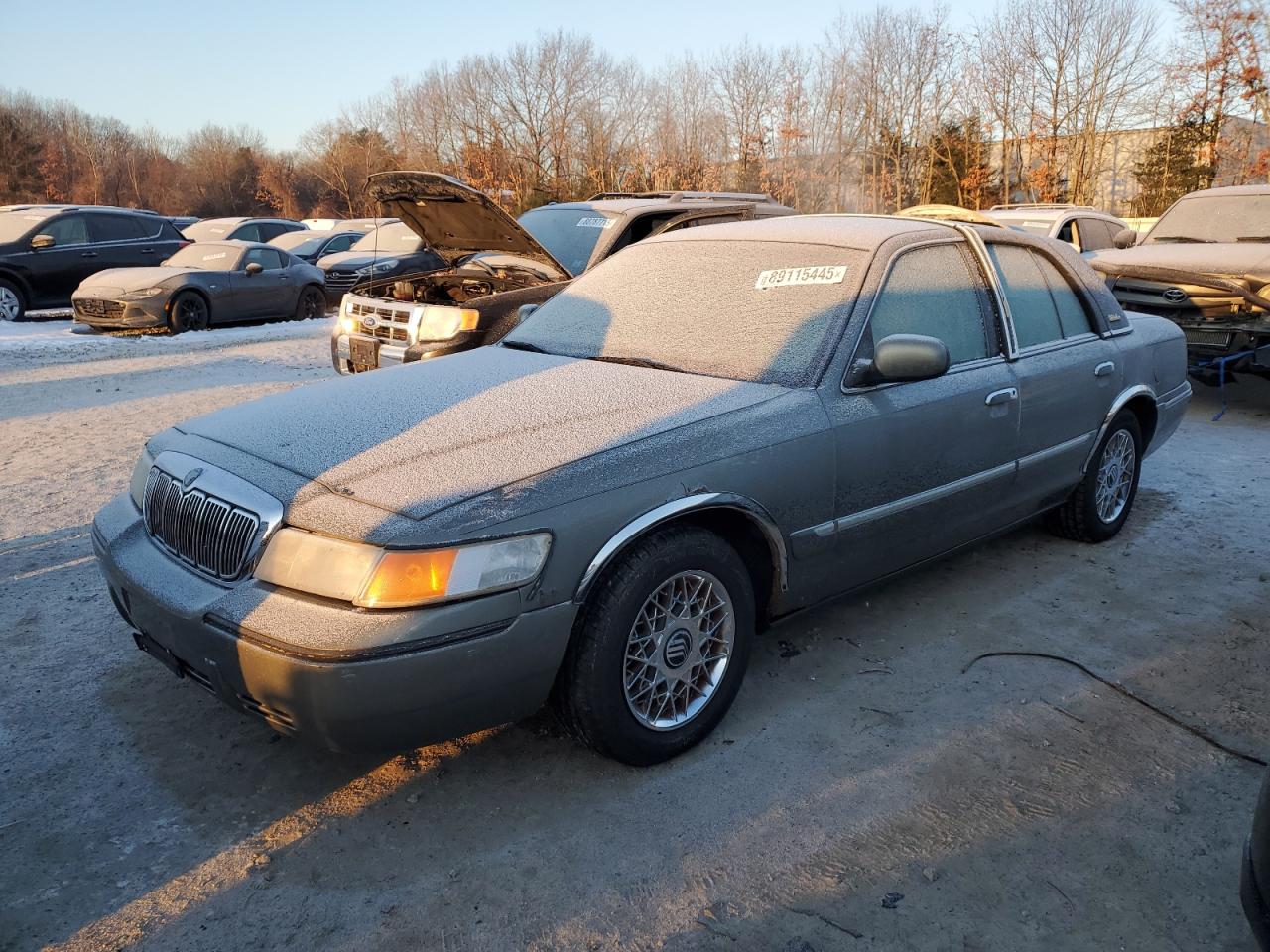 MERCURY GRAND MARQ 2001