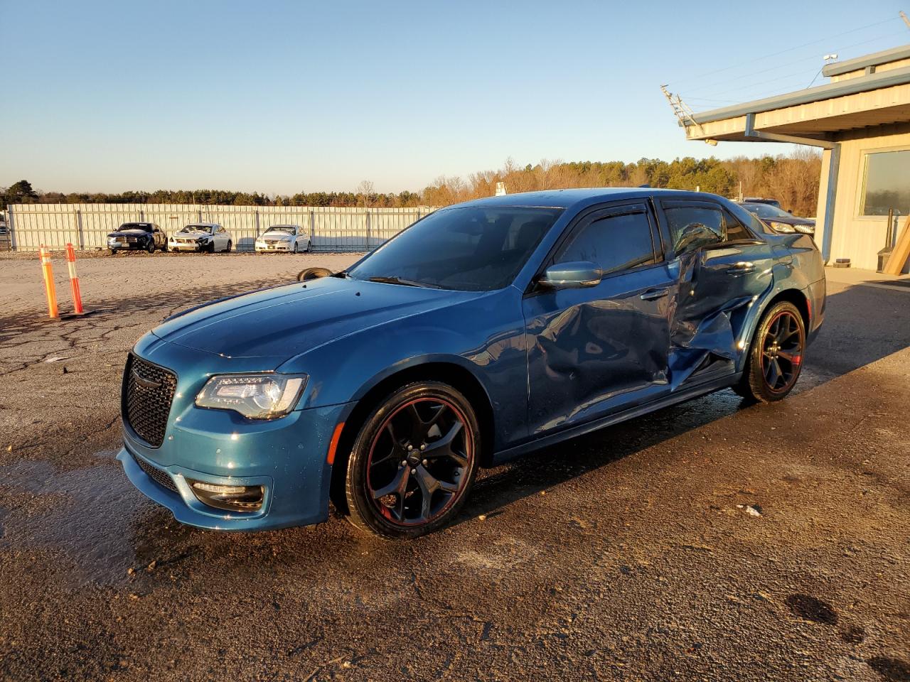 CHRYSLER 300 TOURIN 2021
