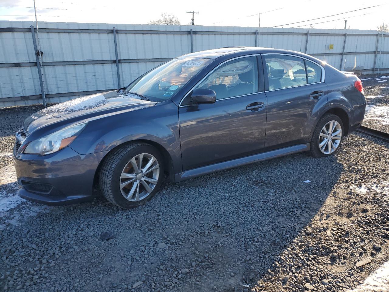 SUBARU LEGACY 2.5 2014