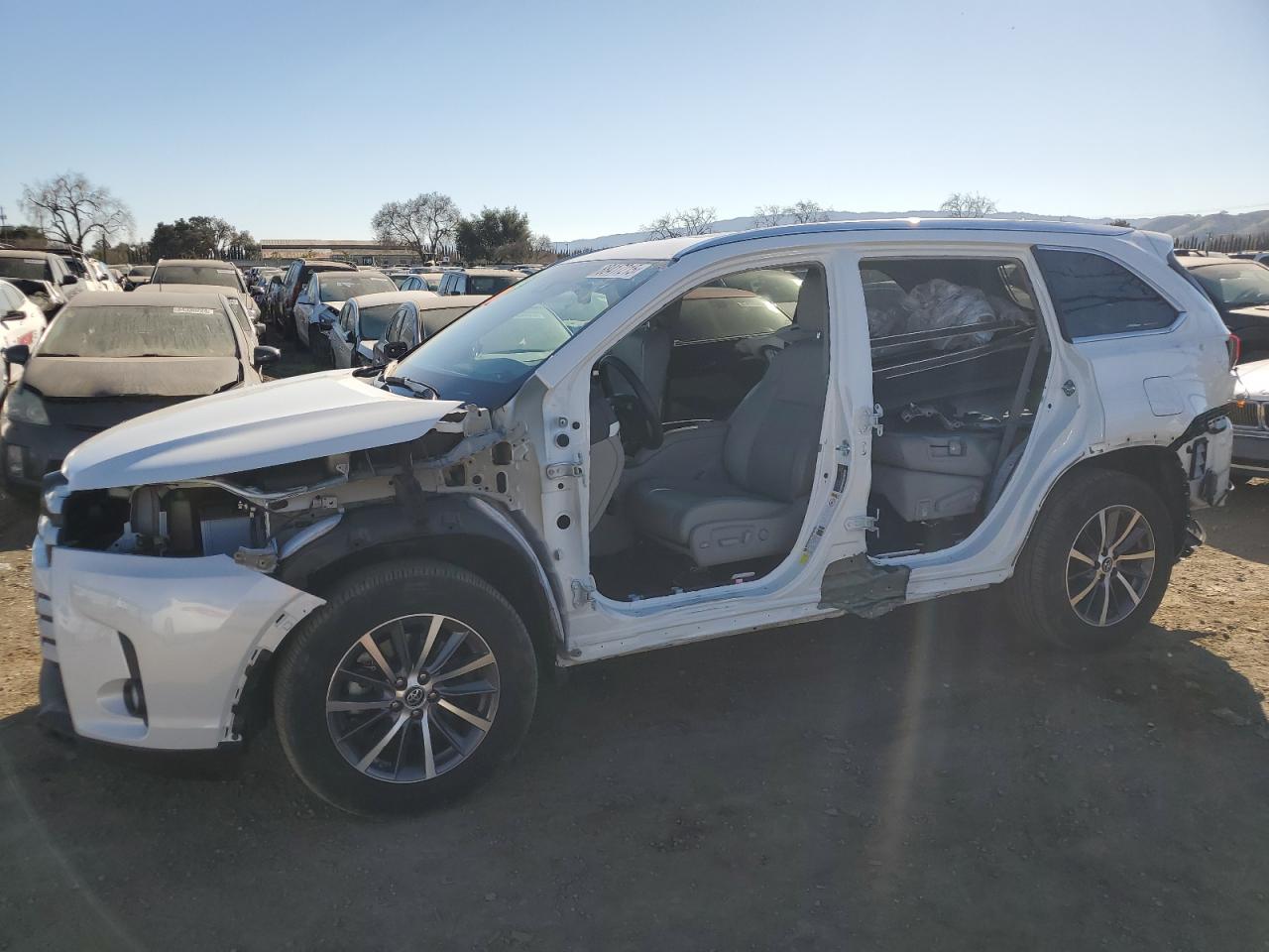 TOYOTA HIGHLANDER 2018