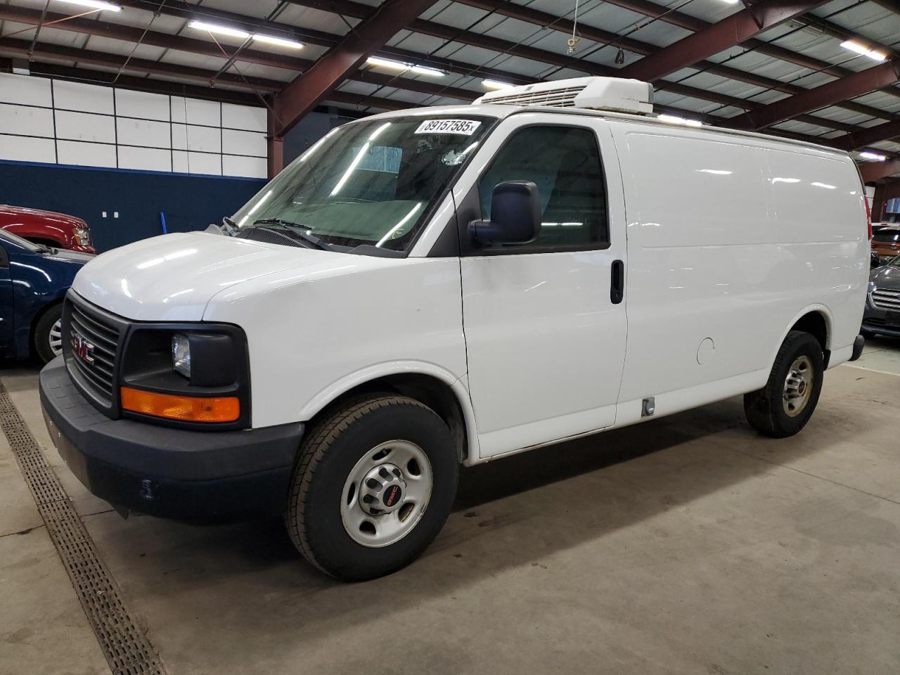 GMC SAVANA G25 2016