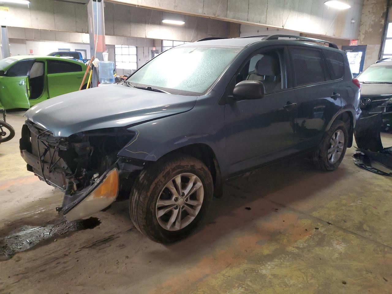 TOYOTA RAV4 2011
