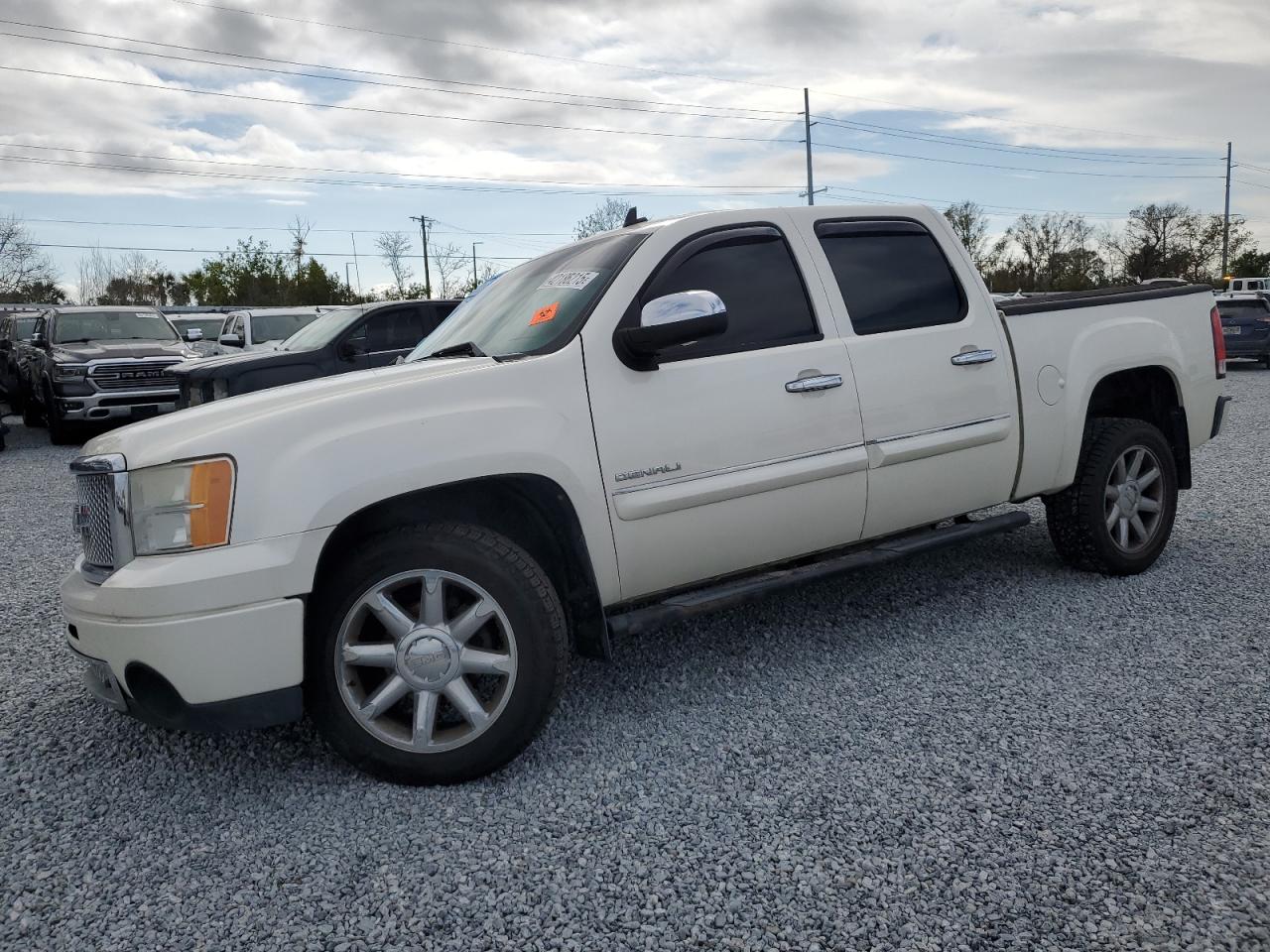 GMC SIERRA K15 2011