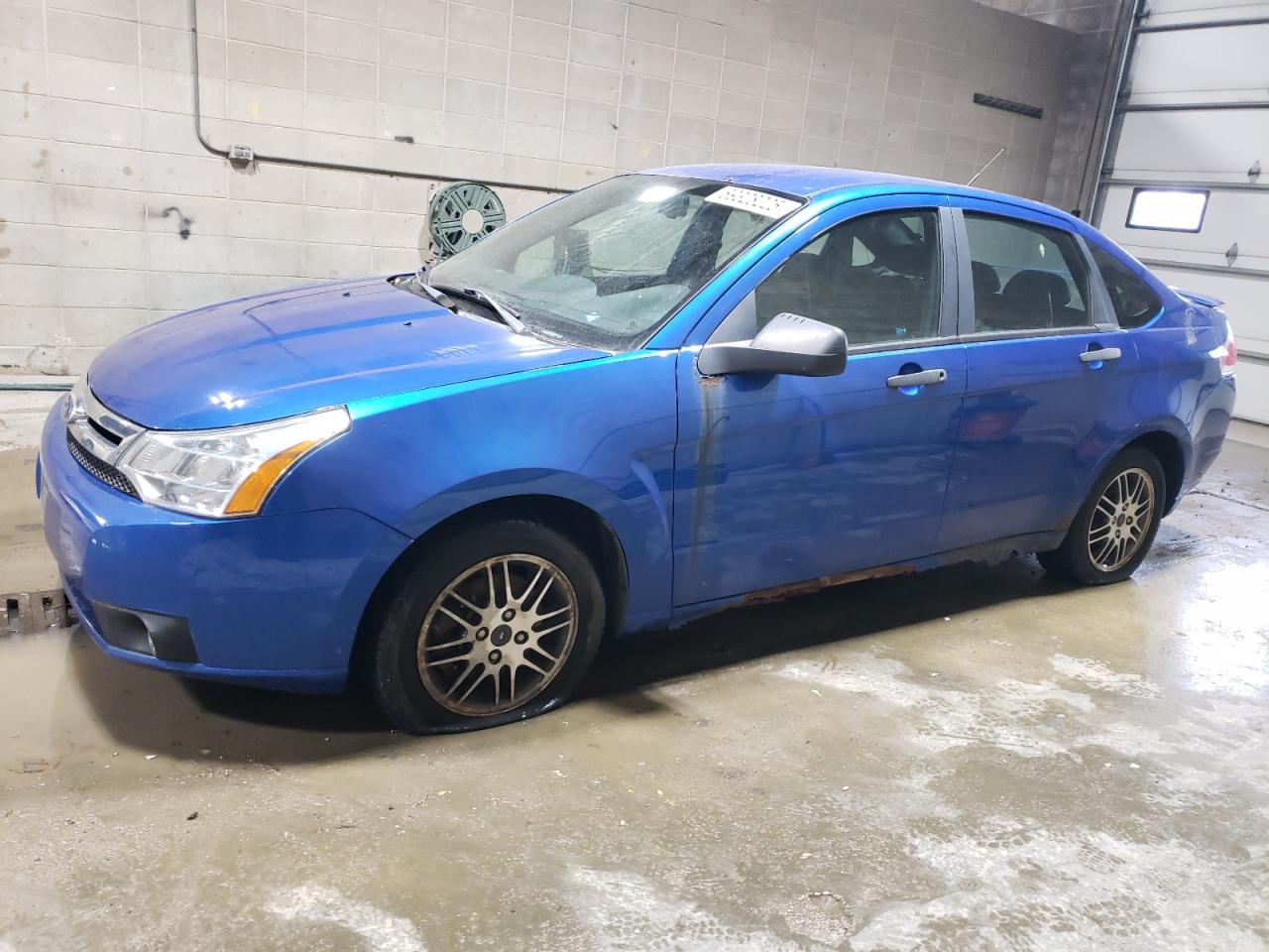 FORD FOCUS SE 2011