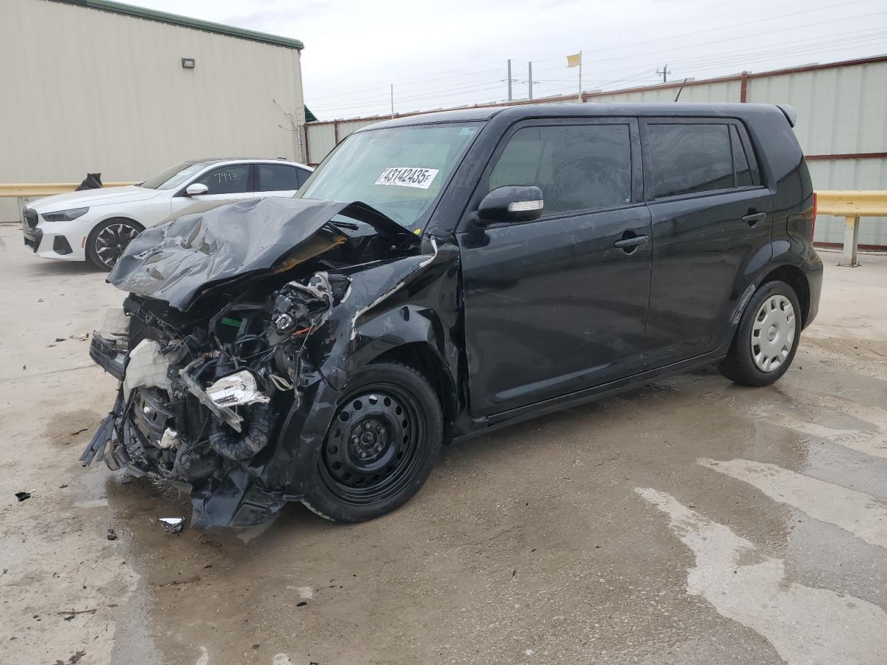 TOYOTA SCION XB 2011