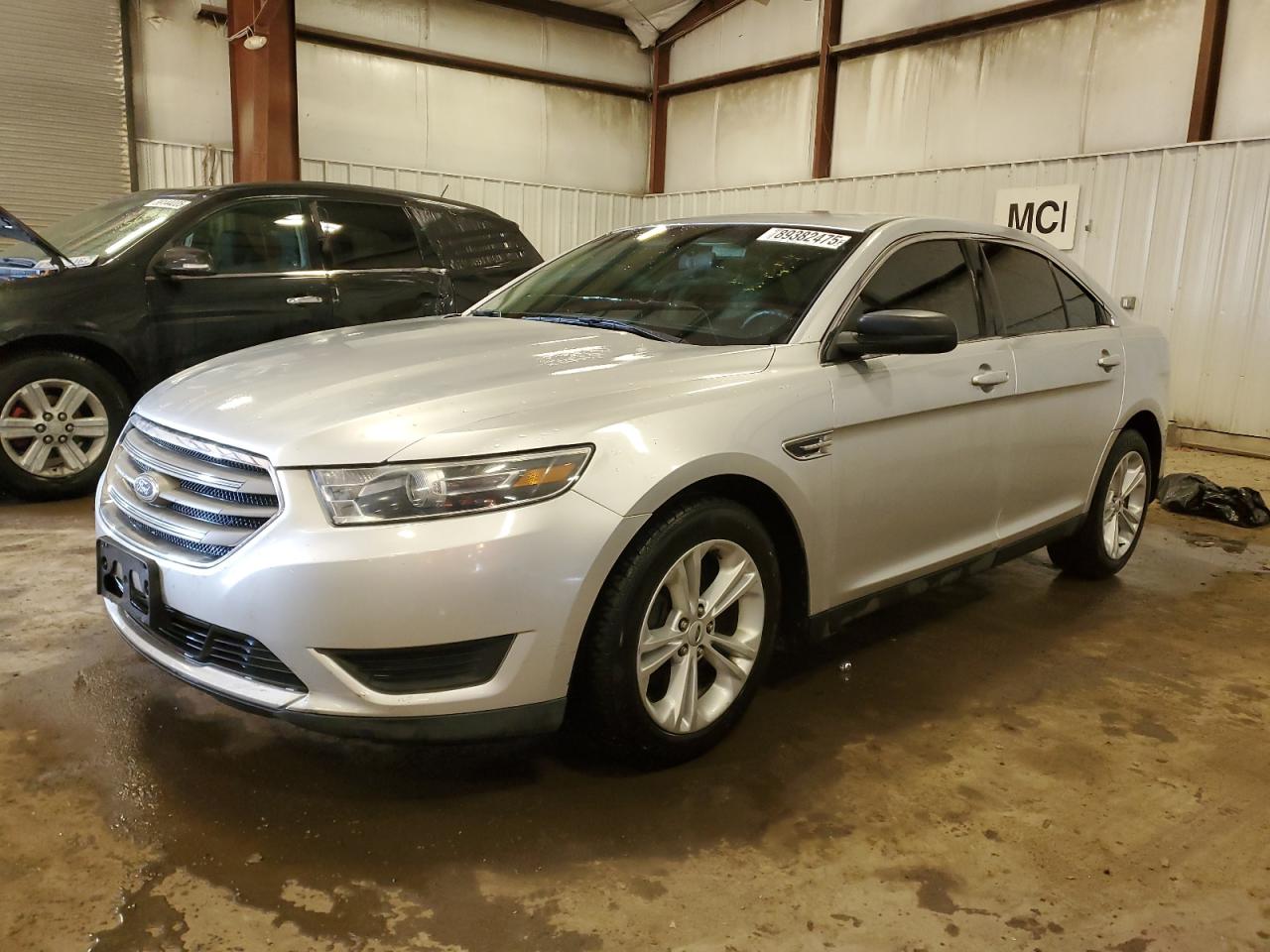 FORD TAURUS SE 2015