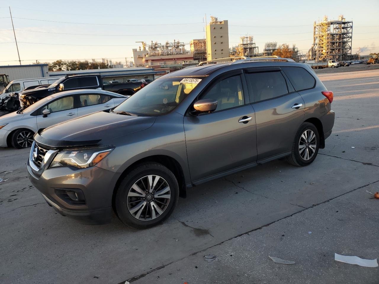 NISSAN PATHFINDER 2017