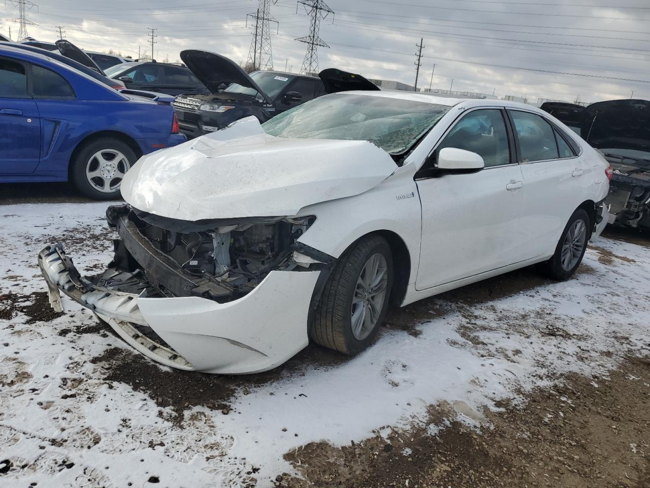 TOYOTA CAMRY HYBR 2015