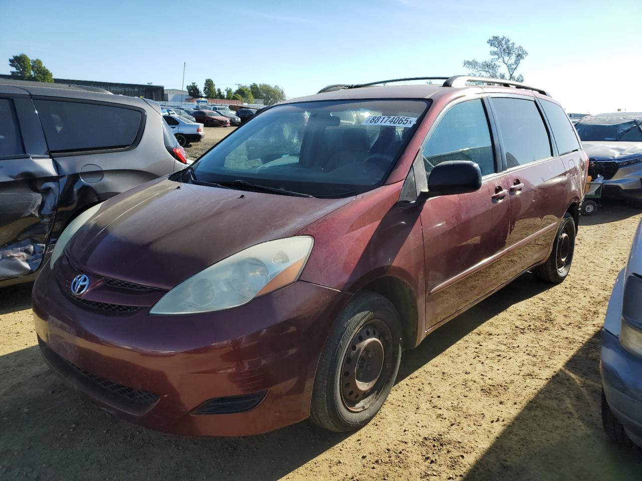TOYOTA SIENNA CE 2006