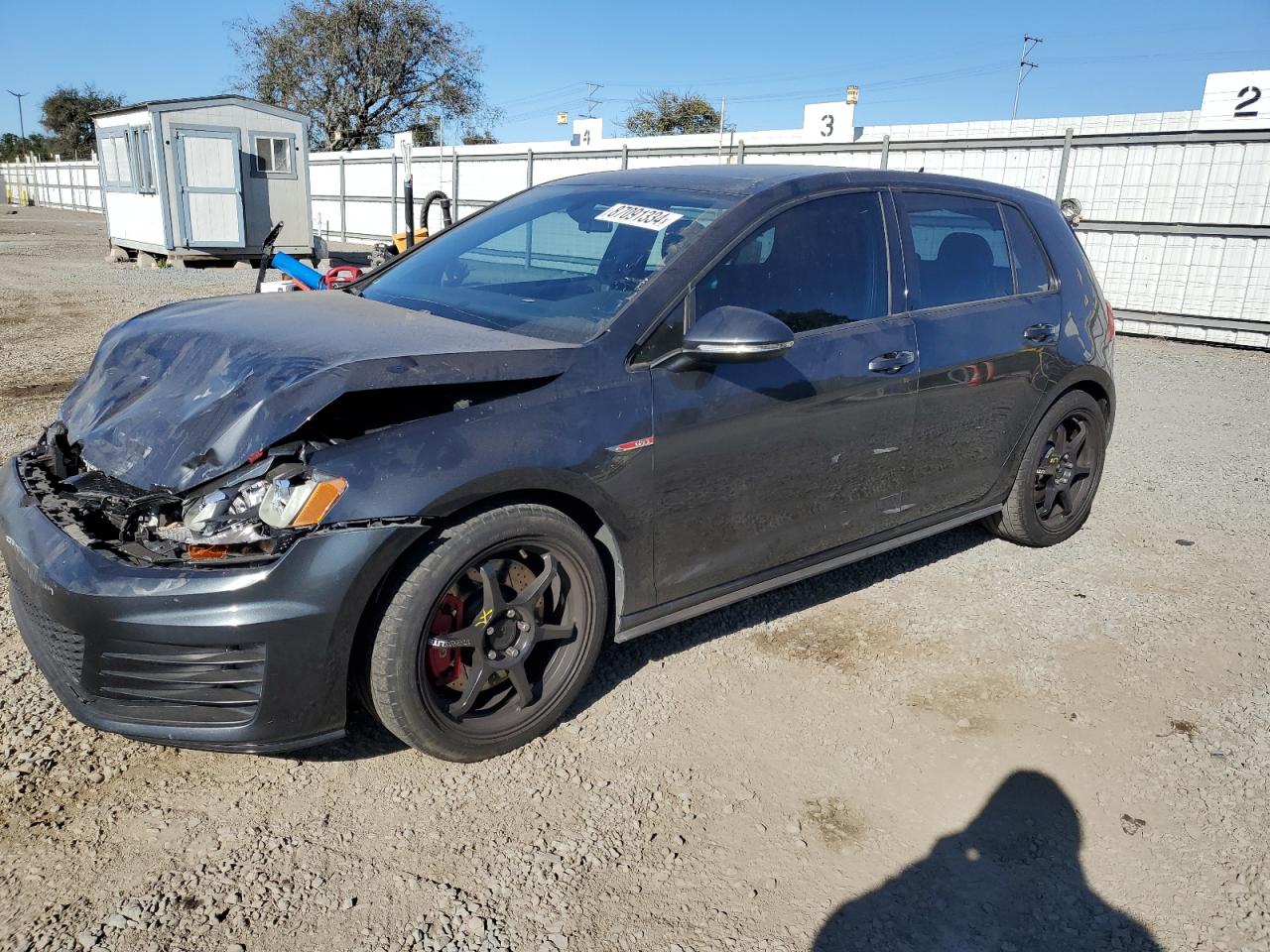 VOLKSWAGEN GTI 2015