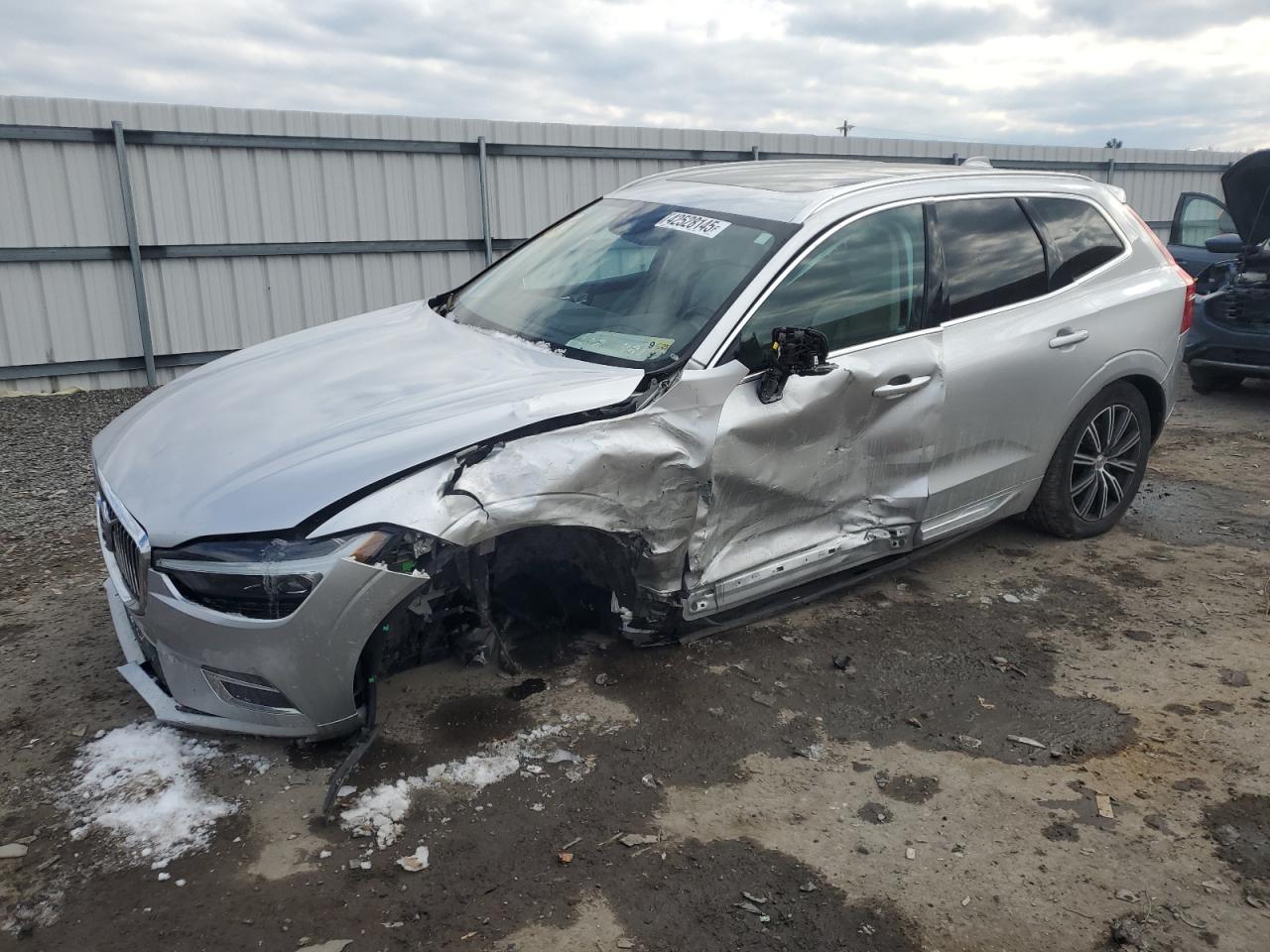 VOLVO XC60 T6 IN 2021