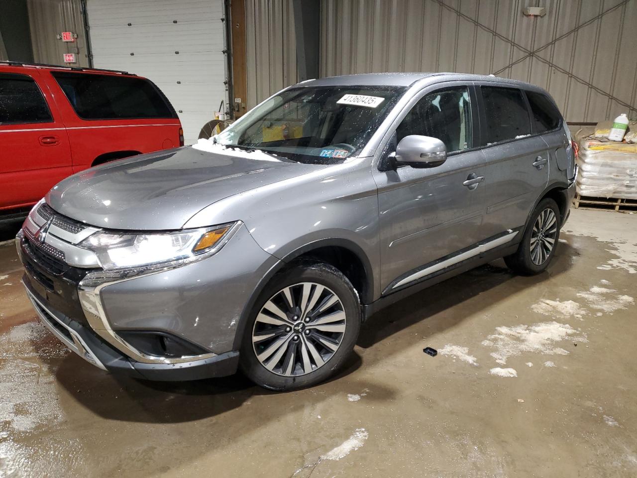 MITSUBISHI OUTLANDER 2020