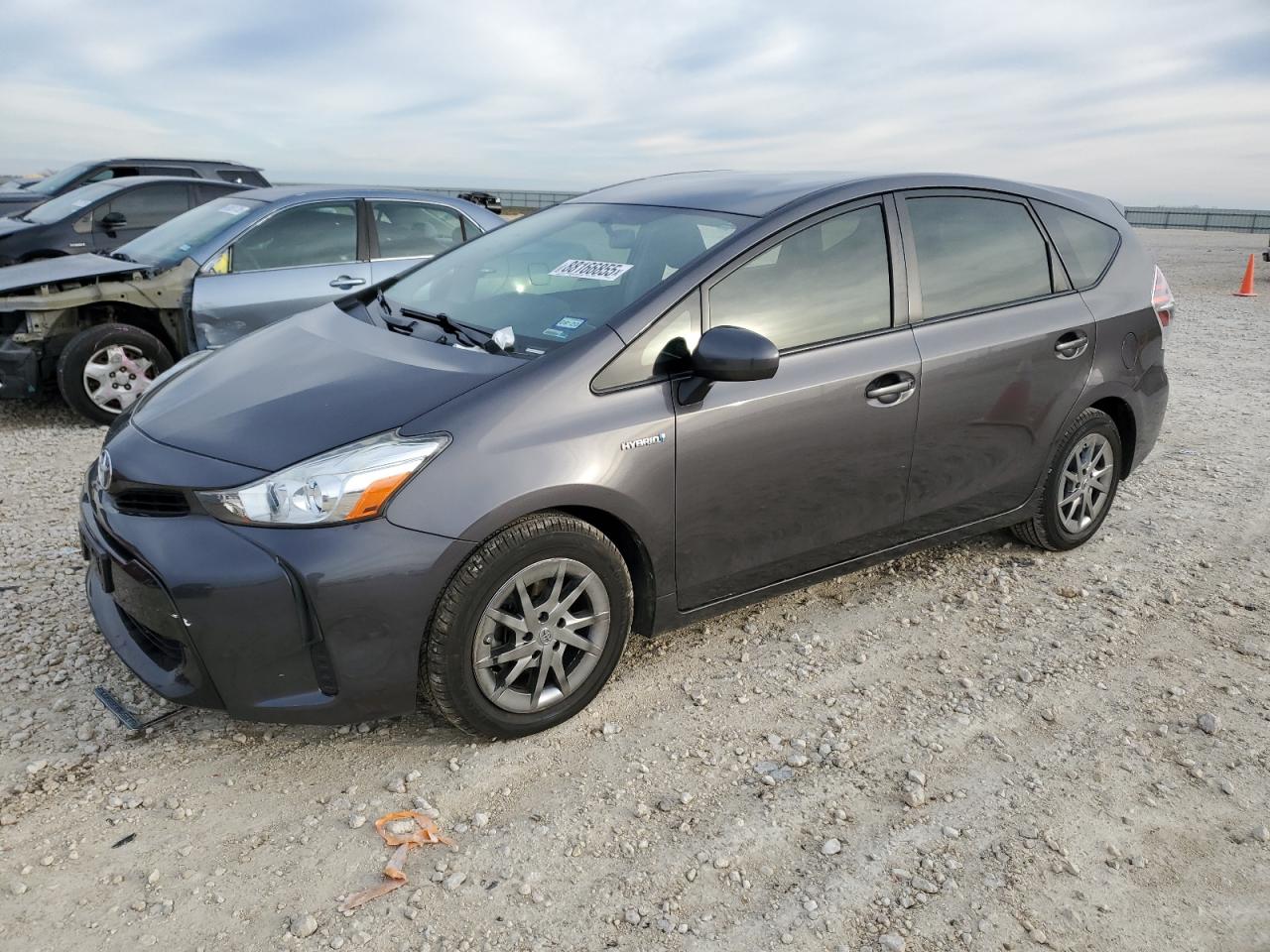 TOYOTA PRIUS V 2015