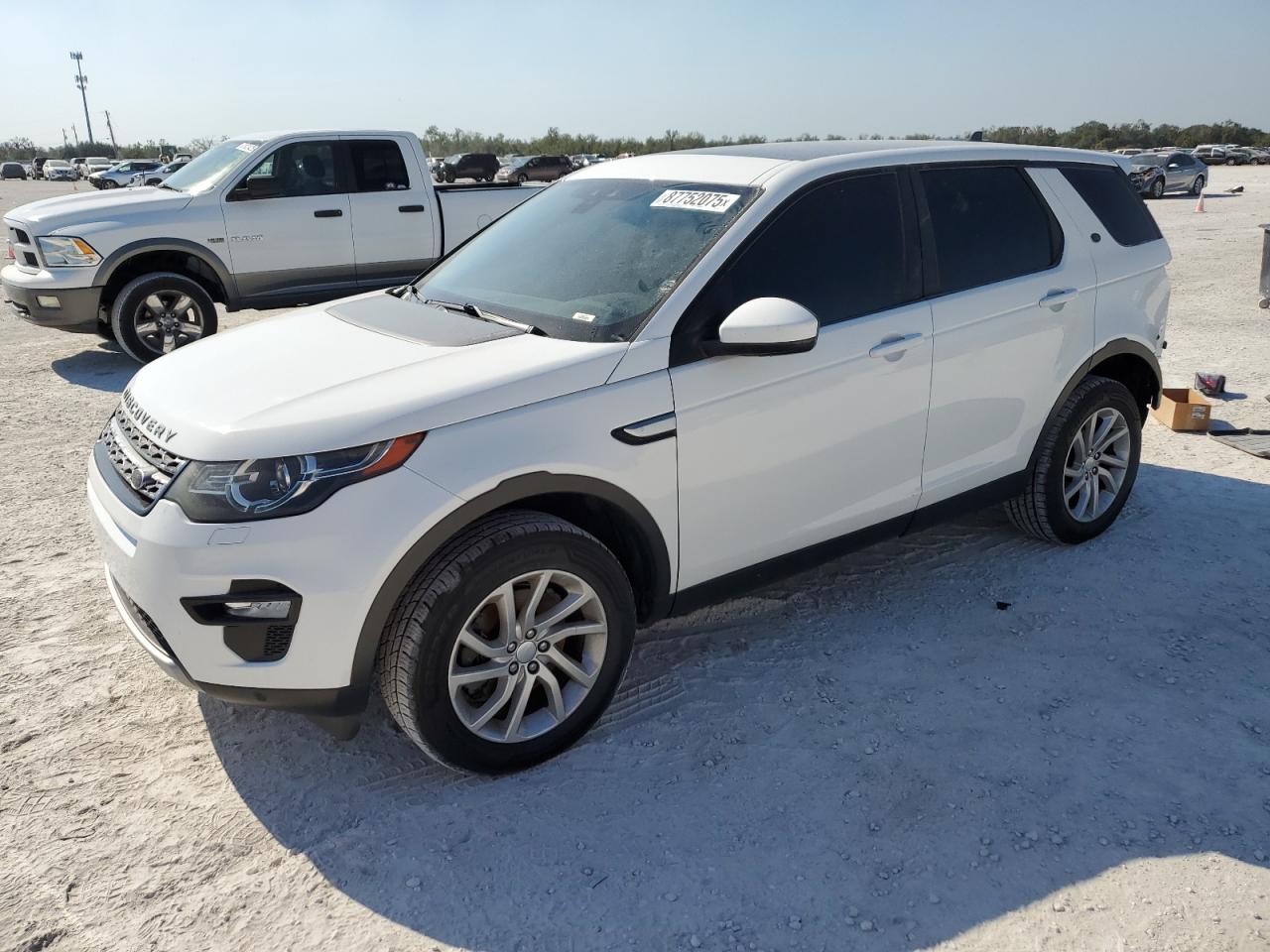 LAND ROVER DISCOVERY 2016
