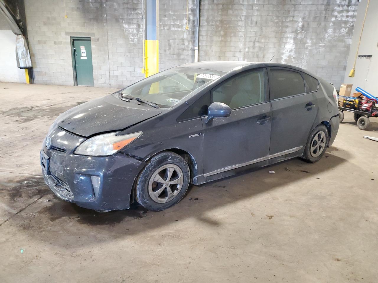 TOYOTA PRIUS 2012