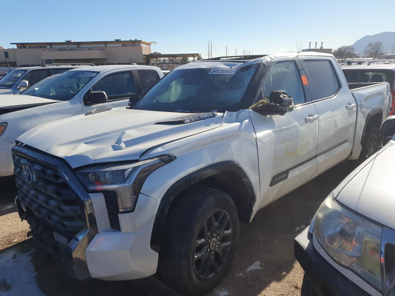 TOYOTA TUNDRA 2023