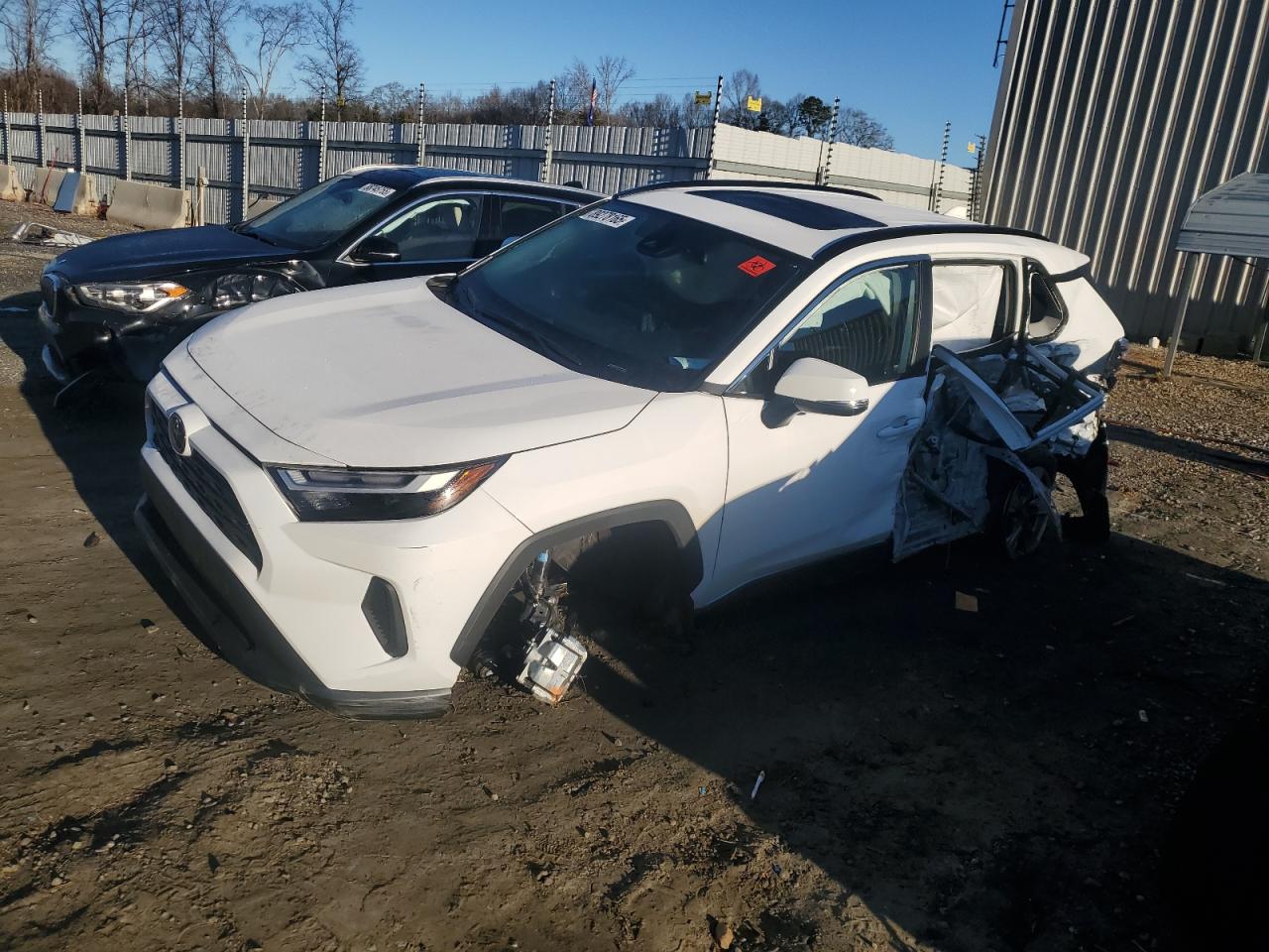 TOYOTA RAV4 XLE 2025