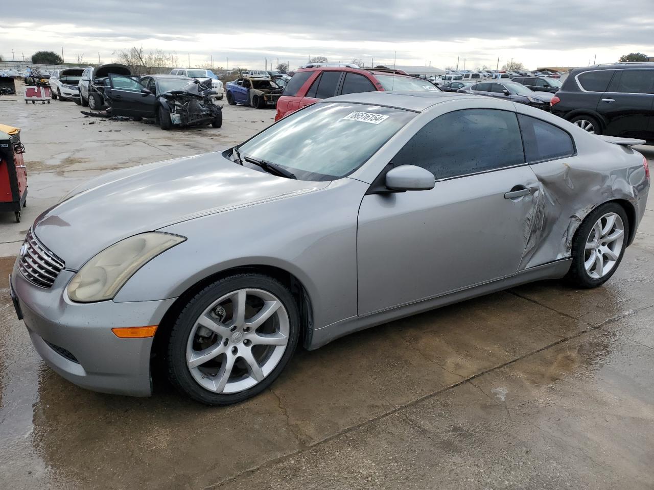 INFINITI G35 2004
